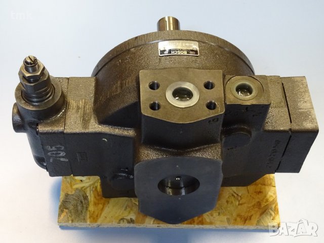 Радиално-бутална хидравлича помпа BOSCH 0 514 300 001 radial piston pump, снимка 4 - Резервни части за машини - 39229978