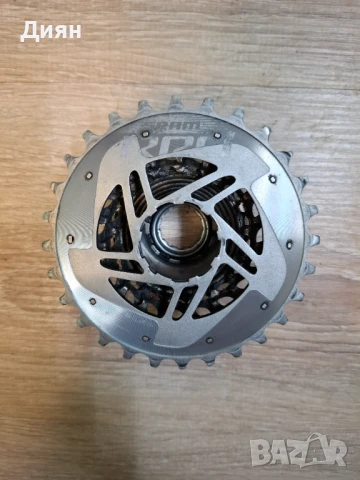 Венец касета Sram red 11-28 11 speed , снимка 2 - Части за велосипеди - 50846478