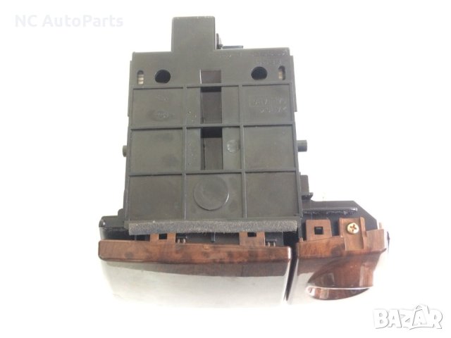 Преден интериорен пепелник за Nissan Нисан Максима QX K666232Y000 Махагон 2002, снимка 4 - Части - 43529018