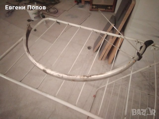 Калник за 28" гума пластмасов заден, снимка 2 - Части за велосипеди - 33635419