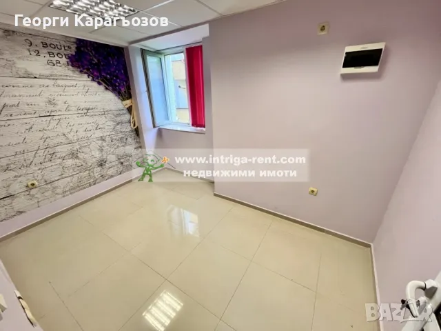 №3950 Офис под наем - 10м2 в бизнес сграда, етаж 2 | Център, град Хасково., снимка 1