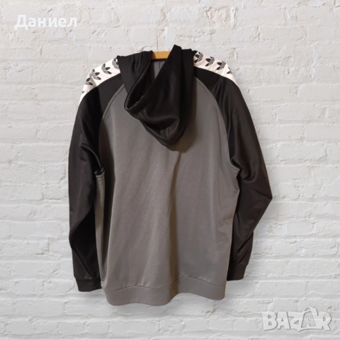 Горнище Adidas , снимка 2 - Спортни дрехи, екипи - 52471393