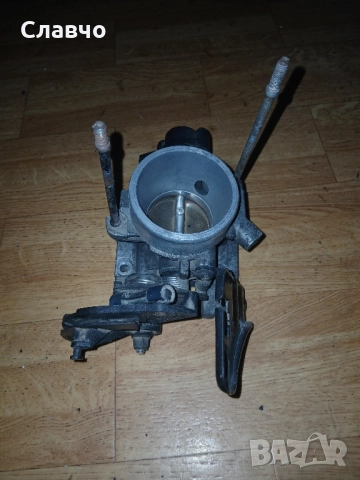 Дроселова клапа форд мондео мк2 1.8 2.0бензин, снимка 2 - Части - 52084977