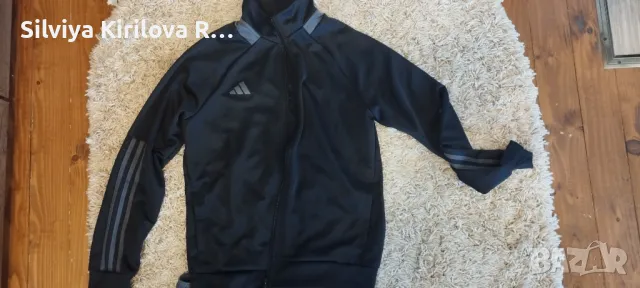 Анцунг Adidas 13-14 години, снимка 4 - Детски анцузи и суичери - 50070001