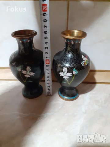 Cloisonne Клоазоне Двойка стари вази бронз клетъчен емайл, снимка 7 - Антикварни и старинни предмети - 50999266