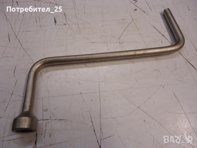 Ключ за гуми - BMW