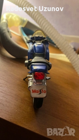 Играчка BMW R 1100 R/S Maisto, снимка 3 - Коли, камиони, мотори, писти - 53503394