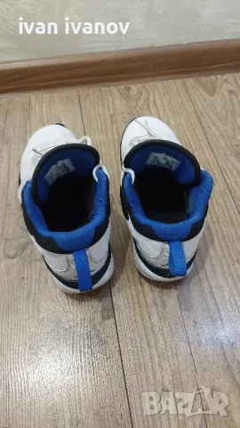 Air Jordan Nike  35.5 номер / Еър джордьн найк, снимка 3 - Детски маратонки - 49654769