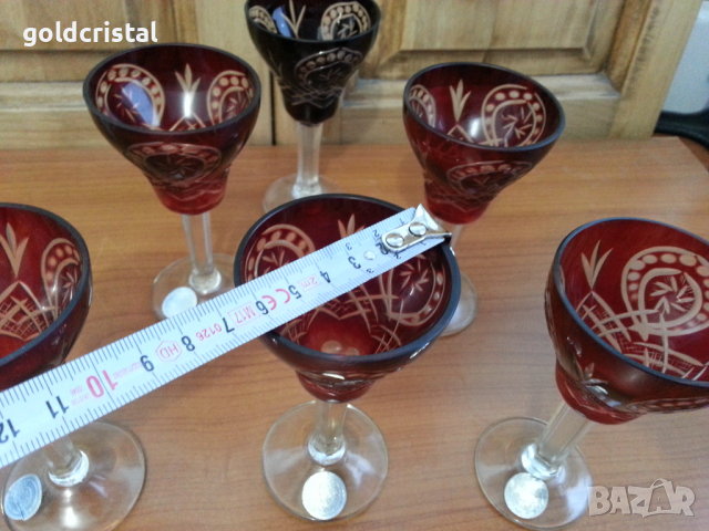 Кристални чаши с гарафа цветен червен кристал, снимка 3 - Антикварни и старинни предмети - 36553561