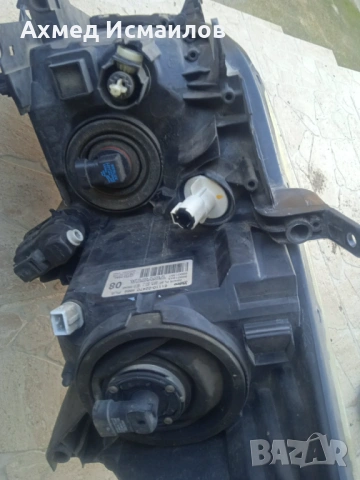 Десен фар за Toyota auris, снимка 2 - Автомобили и джипове - 53500120