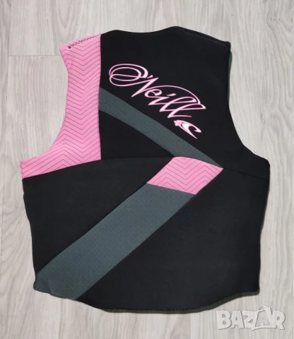 Най-добрите висок клас жилетки за джет,уейкборд,кайт и др.водни спортове, снимка 9 - Водни спортове - 28891351