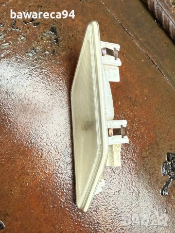 Ляв заден плафон за BMW E46 седан, снимка 3 - Части - 53144634