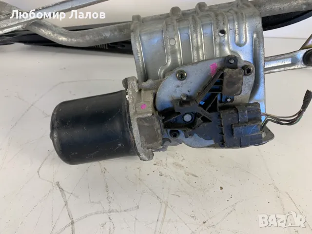 Моторче предни чистачки механизъм рамене Renault Megane Scenik 06г., снимка 3 - Части - 50072041