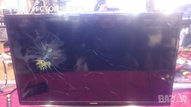 UE32H4000AW СЪС СЧУПЕНА МАТРИЦА, снимка 2 - Части и Платки - 26933171