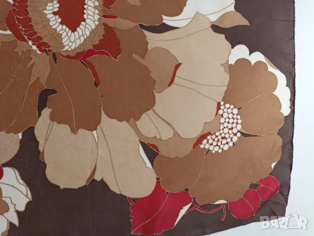 Дамски шал   Christian Dior, снимка 4 - Шалове - 50108318