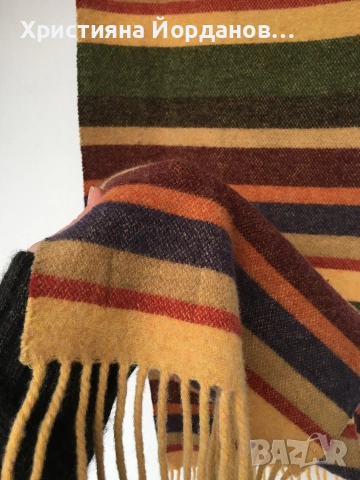 Gant мек шал 100% вълна, снимка 4 - Шалове - 52895859
