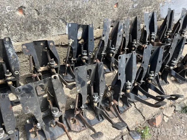 Конзола педали съединител спирачка ваз Лада Жигули -Lada2101/2107/2121/21213