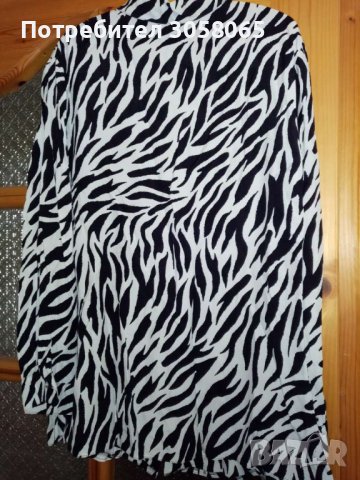 риза с тигров принт в черно и бяло, снимка 2 - Ризи - 36770625