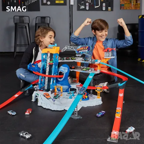 Писта Giant Gorilla с 2 коли S_1244589, снимка 3 - Коли, камиони, мотори, писти - 48012130