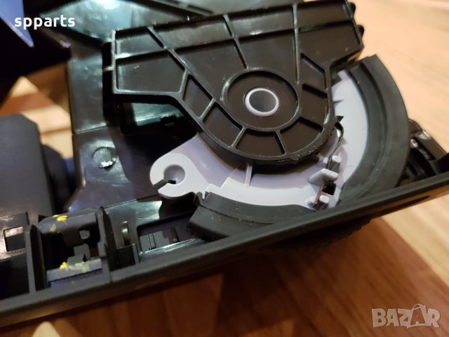 Оригинален въздуховод за VW Golf 5 и Jetta, снимка 8 - Части - 28583649