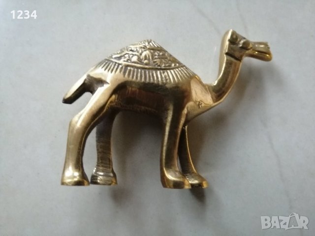 Месингова камила - 6 см. , снимка 2 - Други стоки за дома - 32915917