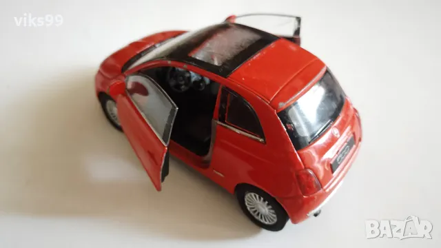 Fiat 500 2007 Welly - 1:34-39, снимка 3 - Колекции - 47618321