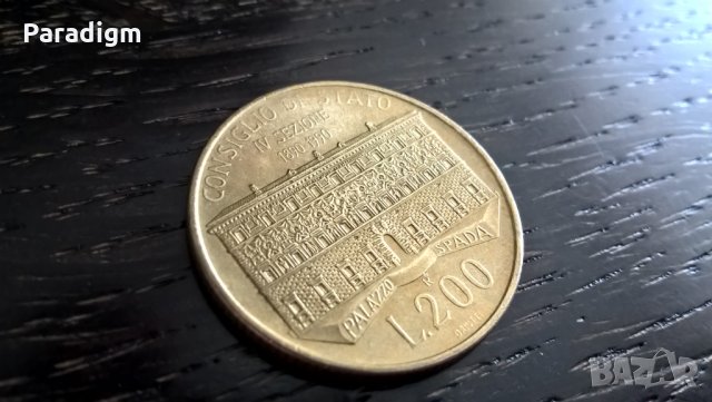 Монета - Италия - 200 лири | 1990г.