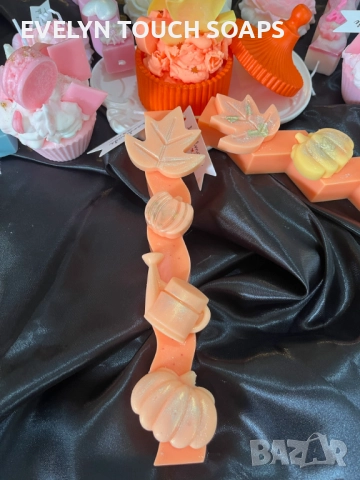 Есенна колекция свещи с аромат на печена тиква, снимка 17 - Други - 51436161