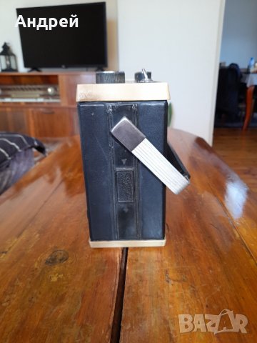 Старо радио,радиоприемник Геолог #3, снимка 2 - Антикварни и старинни предмети - 38593662