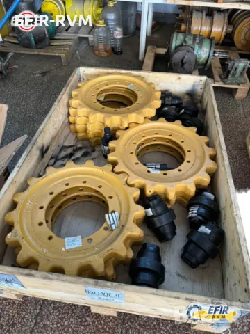 Ходова част - Вериги, Ленивци, Ролки и Звездочки за Булдозери и Багери, снимка 12 - Индустриална техника - 50355687