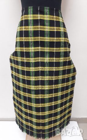 Стара тъкана престилка, каре, черно, жълто(16.3), снимка 1 - Антикварни и старинни предмети - 43557727