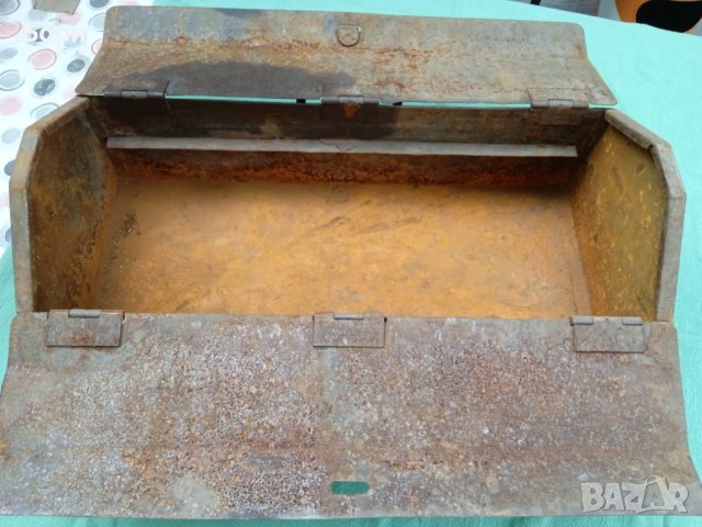 Стар метален немски куфар за инструменти, снимка 4 - Куфари с инструменти - 38514736