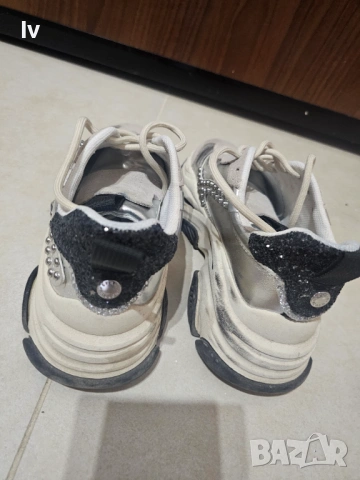 Дамски маратонки Steve madden , снимка 5 - Маратонки - 53432876