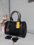 Черна чанта Michael Kors код SG262, снимка 2