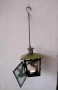 Оригинален декоративен фенер с метална конструкция и стъклени панели, ръчно рисувани с мотив колибри, снимка 4