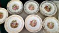 Прекрасни френски рисувани чинии като нови на Berry haute porcelain France, снимка 1 - Чинии - 43140206