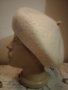 Бежова дамска барета Мек вълнен филц, снимка 2