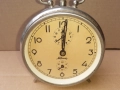 Рядък БЪЛГАРСКИ часовник , будилник РОДИНА . Работи, снимка 2