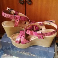 Чанта с обувки, снимка 2 - Дамски елегантни обувки - 35601128