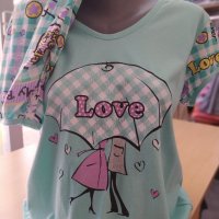 Дамска пижама с къс ръкав и шорти, снимка 1 - Пижами - 40413371