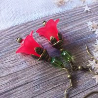 Прелестни обици в червено с красиви цветя и орнаменти в цвят бронз , снимка 3 - Обеци - 33508405