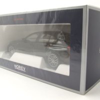 BMW 330i 2019 G20 - мащаб 1:18 на Norev моделът е нов в кутия, снимка 11 - Колекции - 43115609