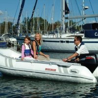 Надуваема гребно/моторна лодка Zodiac Cadet Rib 390 DL, снимка 16 - Воден транспорт - 39217763