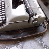 стара пишеща машина Rheinmetal , снимка 3 - Антикварни и старинни предмети - 39206779