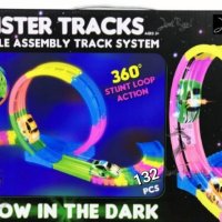 132 части Светеща писта с количка Twister Track, снимка 5 - Коли, камиони, мотори, писти - 43307702