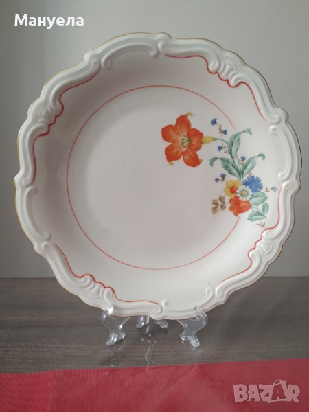 Старо красиво плато с флорални мотиви,ръчно рисувани, златен кант - на места протрит, снимка 1