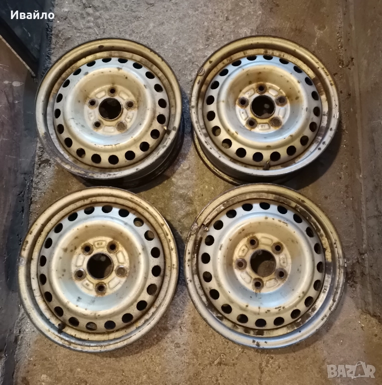Продавам 4 броя железни джанти за ауди пасат , снимка 1