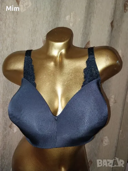 Triumph 75 G Черен изчистен сутиен , снимка 1