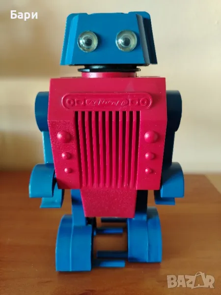 Българска рядка играчка космически робот , снимка 1