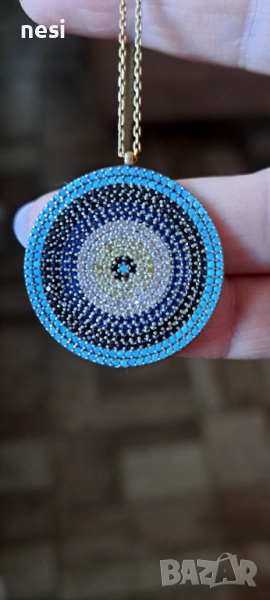 Колие с медальон, снимка 1